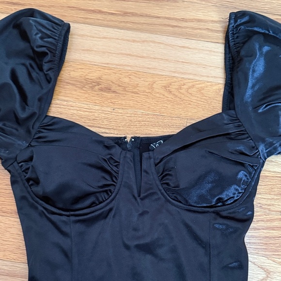 Windsor Black Mini Dress with Puff Sleeves - Picture 2 of 3